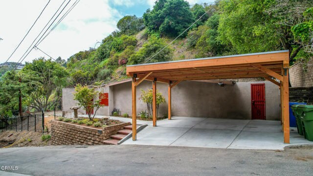 Building Photo - 1450 Benedict Canyon Drive