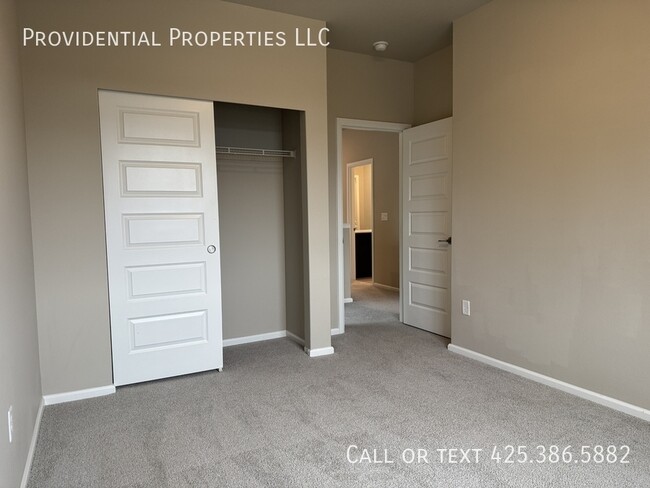 Building Photo - 12819 192nd Pl E