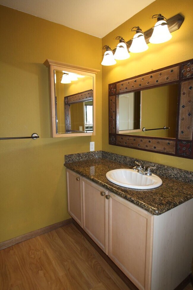 Building Photo - Beautiful Mililani Mauka Home! Over 2,000 ...