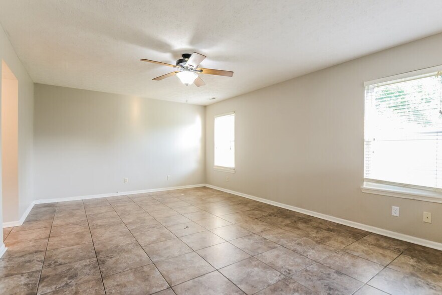 Building Photo - 5217 W Hidden Ridge Ct