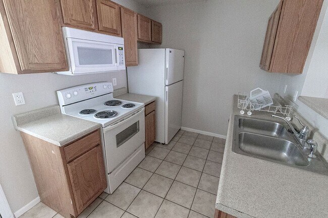 Building Photo - 5812-5814 Canaveral Dr.