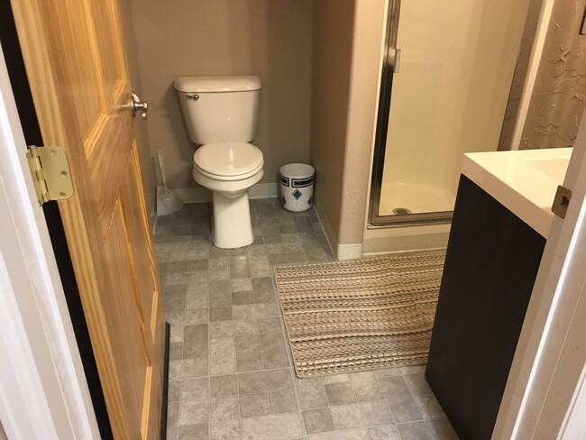 Bathroom - 1081 Main St