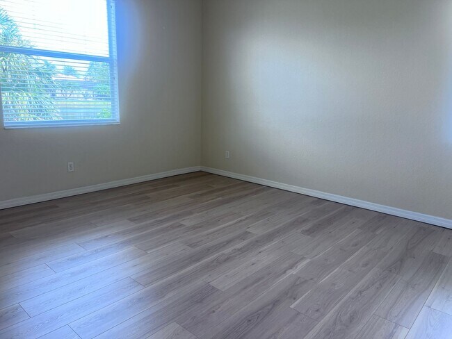 Building Photo - Stoneybrook 4BR/3BA Single Family Home in ...