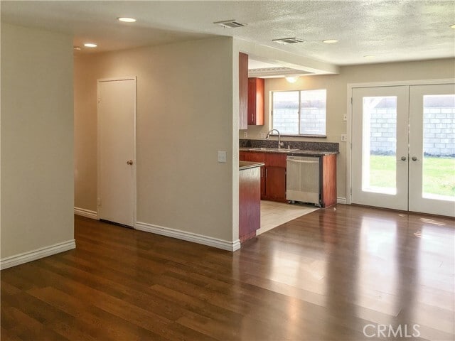 Building Photo - 15686 Velour Dr