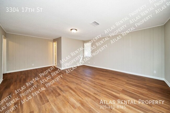 Building Photo - 3304 17th St