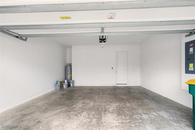 Building Photo - 3576 Pilot Cir