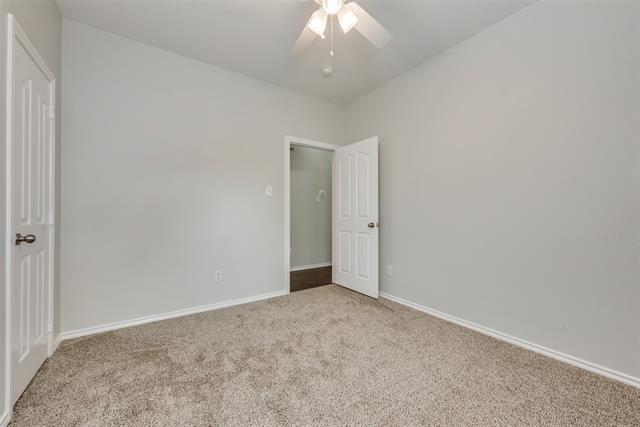 Building Photo - 5832 Center Ridge Dr