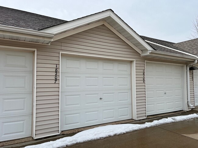 Building Photo - 8601 Westown Pkwy