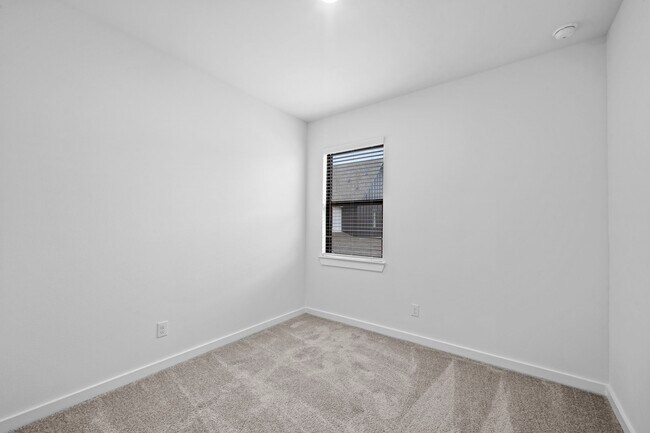 Building Photo - 3328 Indigo Wy