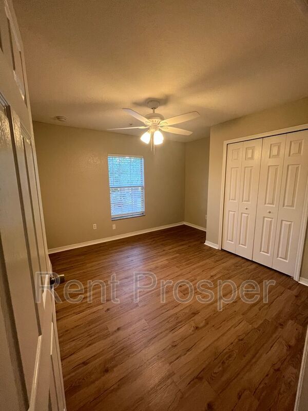 Building Photo - 850 Enterprise Cove Ave