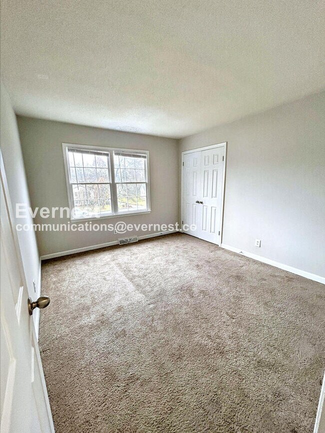 Building Photo - 561 Brightsfield Ct