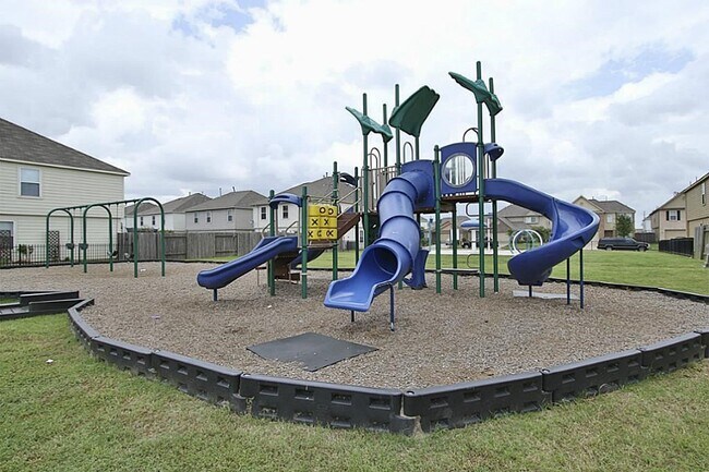 Building Photo - 3619 Apple Dale Dr