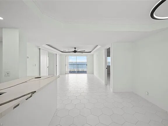 Building Photo - 2885 Palm Beach Blvd