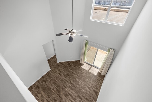 Building Photo - 104 Muir Way