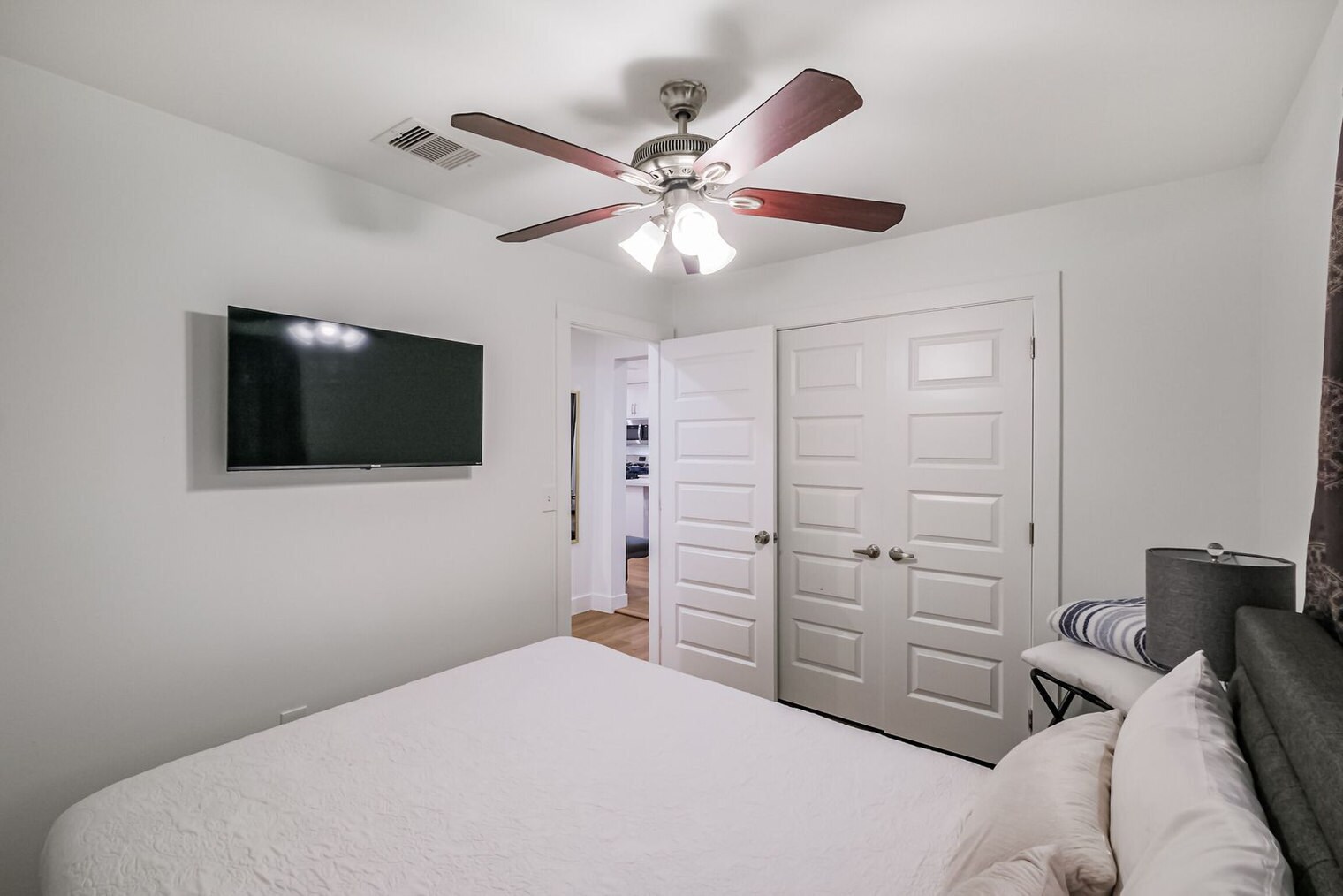 Building Photo - 412 Paschall St