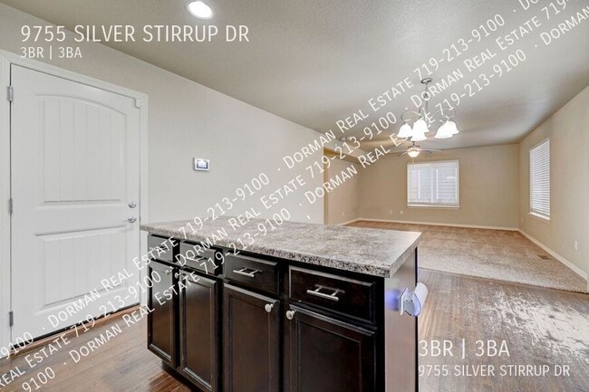 Building Photo - 9755 Silver Stirrup Dr