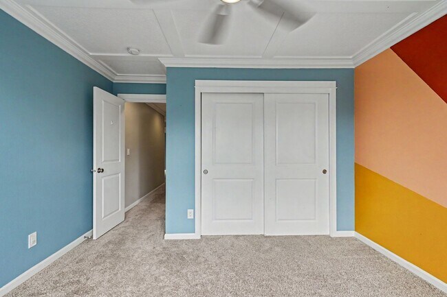 Building Photo - 1321 Chapman Hill Dr NW