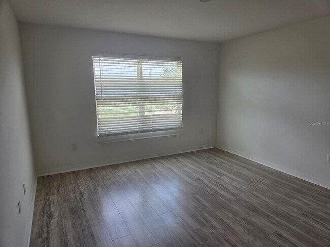 Building Photo - 3872 Carrick Bend Dr