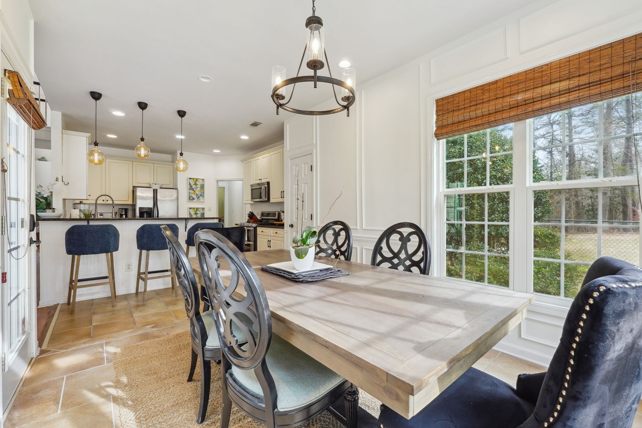 Building Photo - 135 Farr Lake Dr