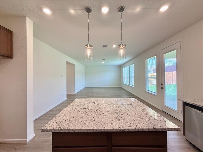 Building Photo - 18227 Dahlia Dale Dr