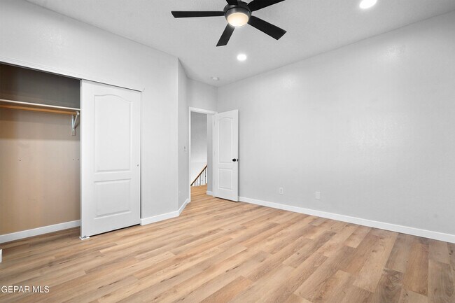 Building Photo - 12323 Sombra Grande Dr