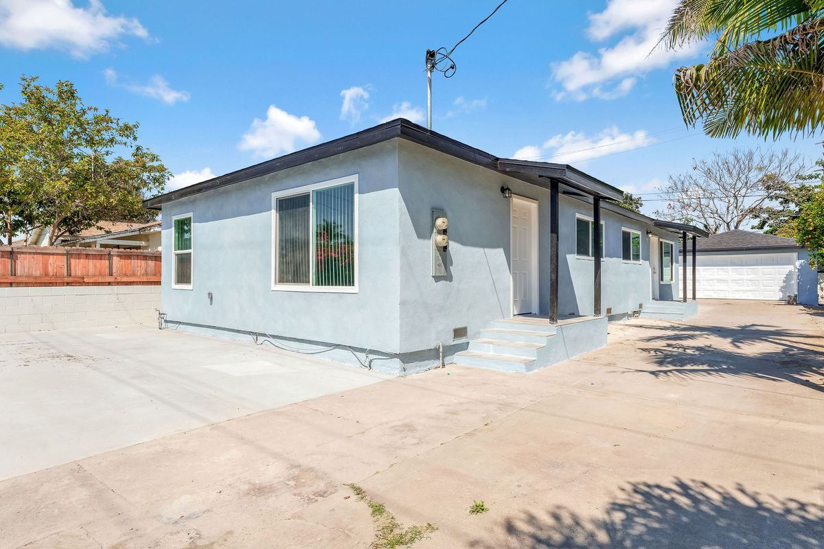 Building Photo - 2417 W Stanford St