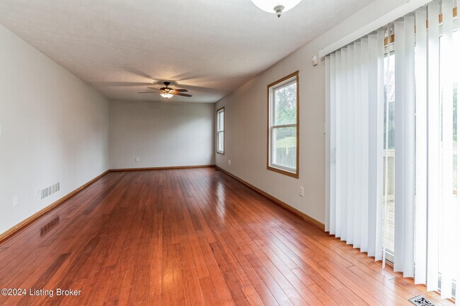 Building Photo - 10102 Winding River Way