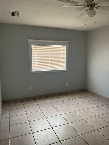 Building Photo - 4843 Billy Direct Ln