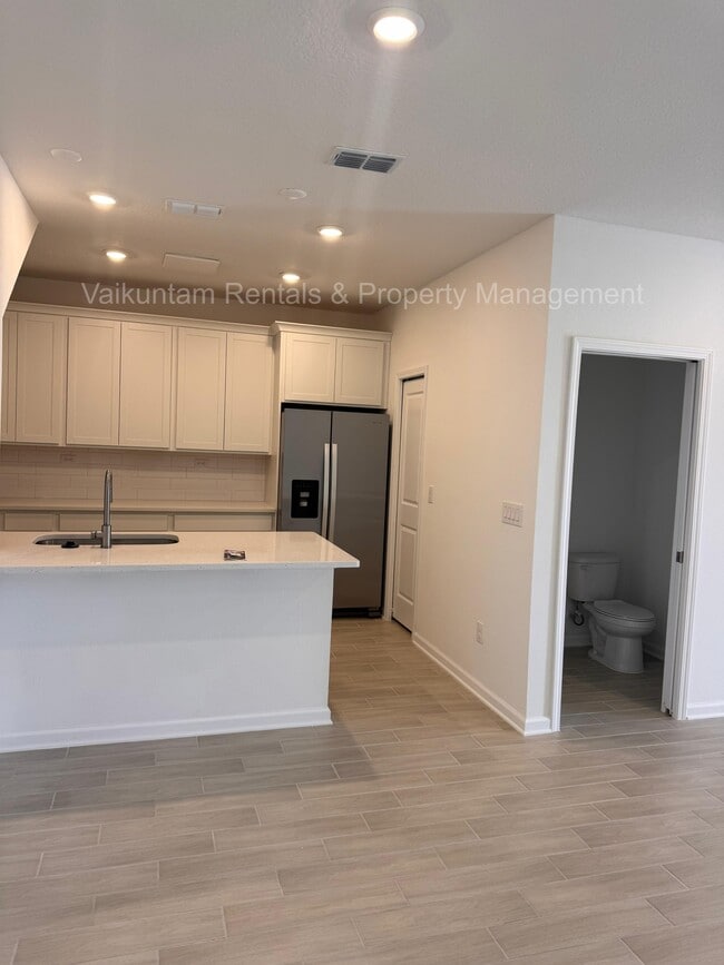 Building Photo - 91 Silver Myrtle Ct