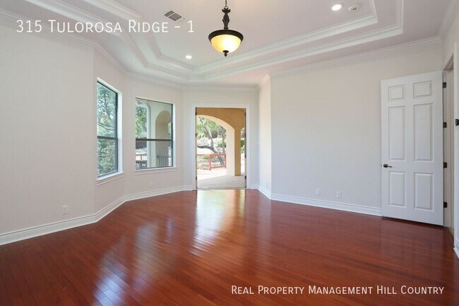 Building Photo - 315 Tulorosa Ridge