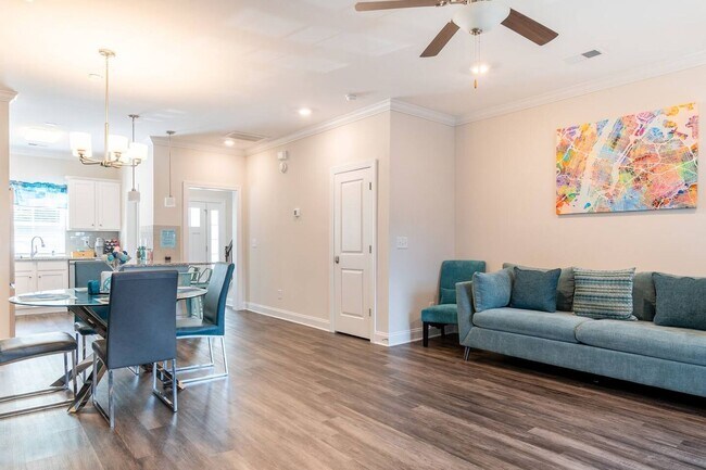Building Photo - 4357 Azalea Dr