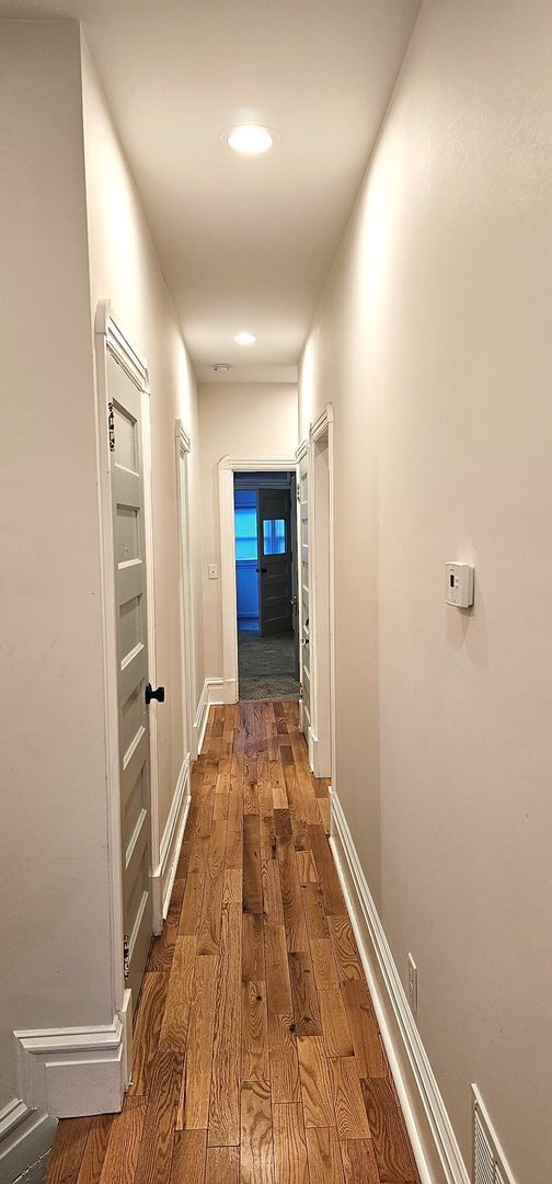 Building Photo - 3841 Shenandoah Ave