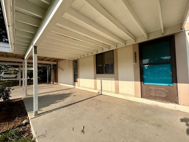 Building Photo - 1732 Cambridge Dr