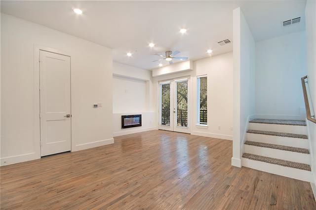 Building Photo - 4205 Roseland Ave