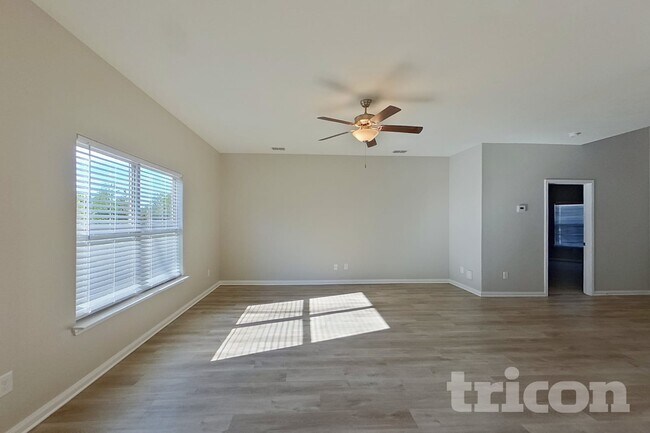 Building Photo - 14356 Open Range Dr