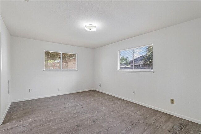 Building Photo - 1622 La Joya St