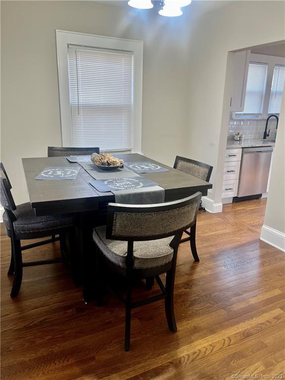 Building Photo - 231 Nichols Ave