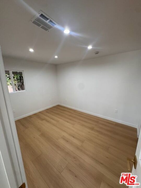 Building Photo - 16036 Acre St
