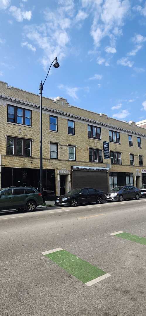 Building Photo - 3009 W Armitage Ave