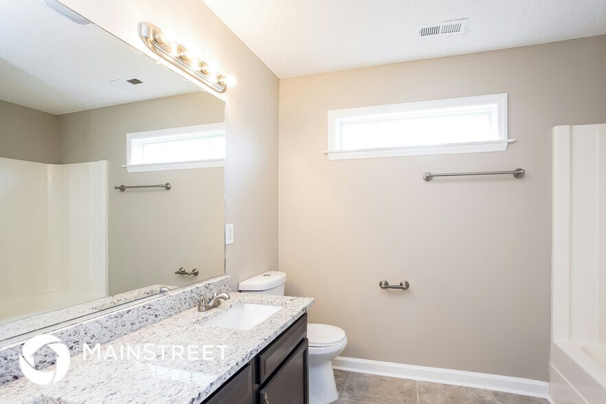 Building Photo - 5040 Springhouse Farm Rd