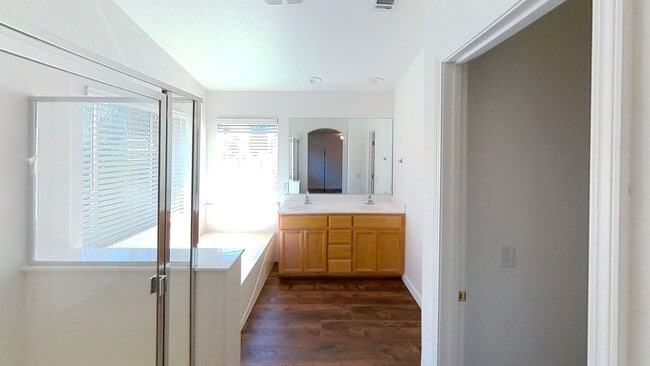 Building Photo - 2024 Natchez Way