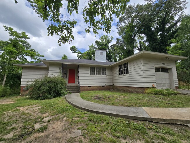 Primary Photo - 604 Highland Park Dr