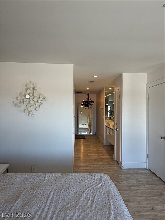 Building Photo - 3988 Delos Dr