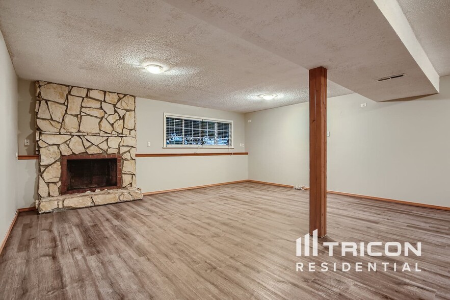 Building Photo - 515 SW 328th Ct