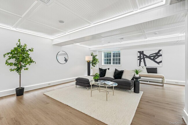 Building Photo - 1707 Marie Ln