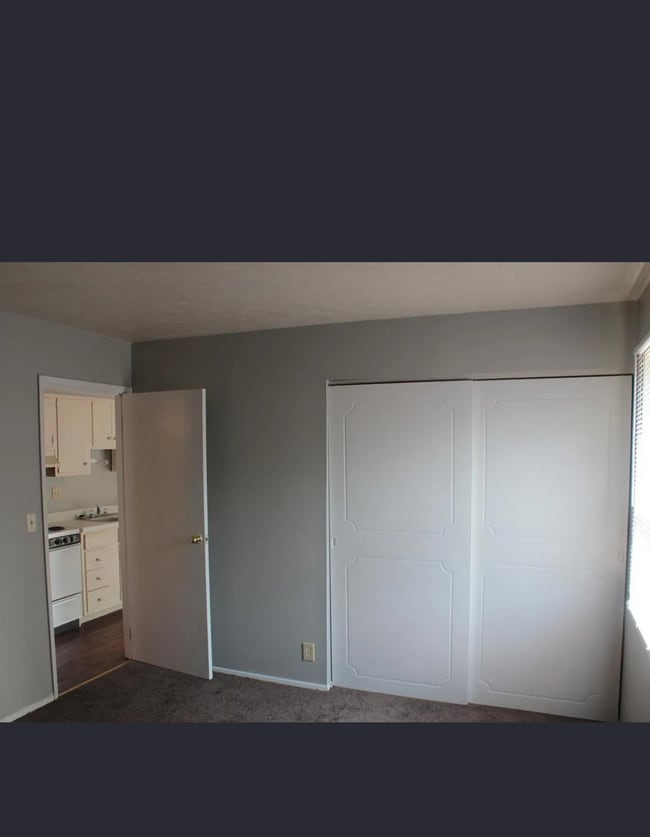 Building Photo - 2504 Langdon Dr