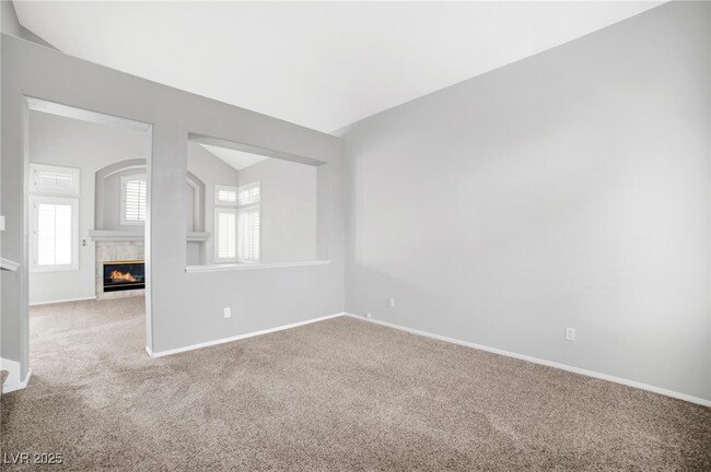 Building Photo - 8133 Kentshire Dr