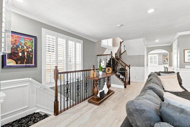 Building Photo - 5550 NE Trieste Terrace