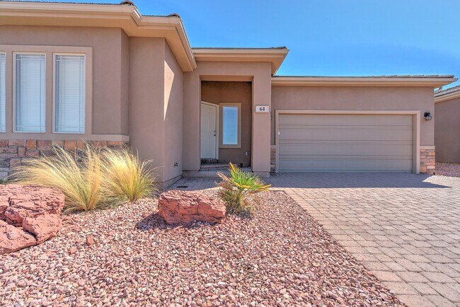Building Photo - Spacious 3 Bedroom Corner Lot Home Near So...