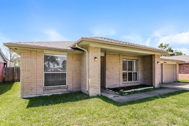 Building Photo - 8443 S Meadow Bird Cir